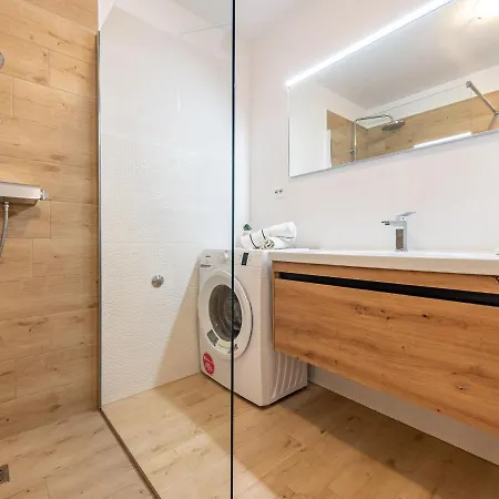 Vila Large With Pool And Outdoor Kitchen,300 M Distant From The Sandy ! *
