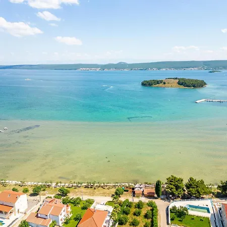 Large With Pool And Outdoor Kitchen,300 M Distant From The Sandy ! * Nevidane